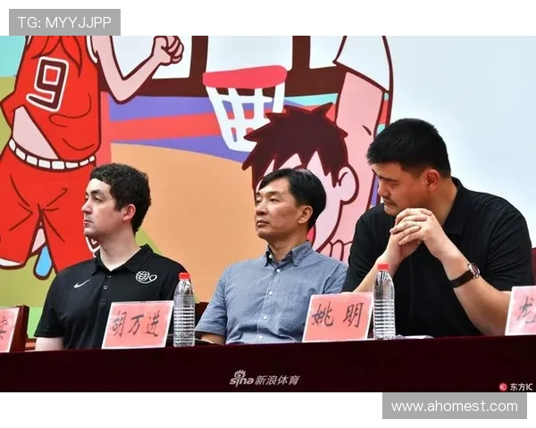 领导亲切看望姚明共话篮球发展与体育事业未来